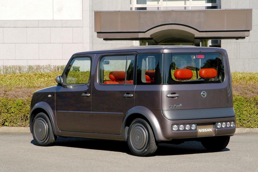 Nissan Cube: 1 фото