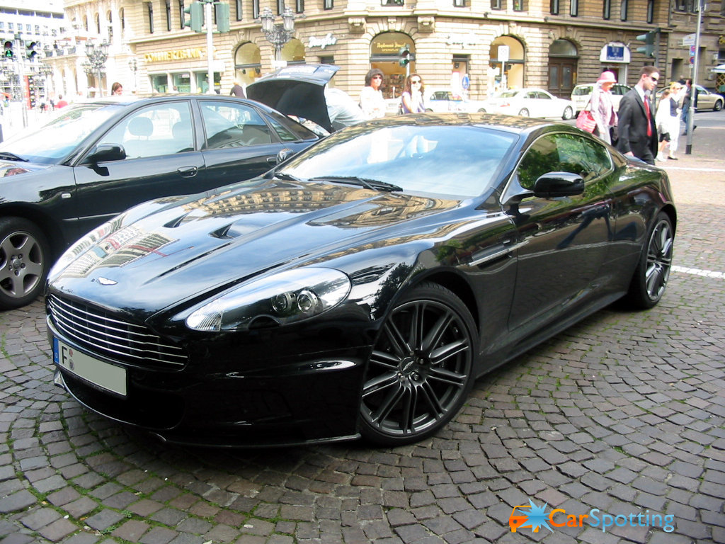 Aston Martin DBS: 1 фото