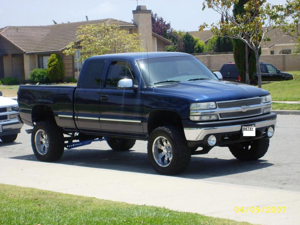 Chevrolet Silverado: 9 фото