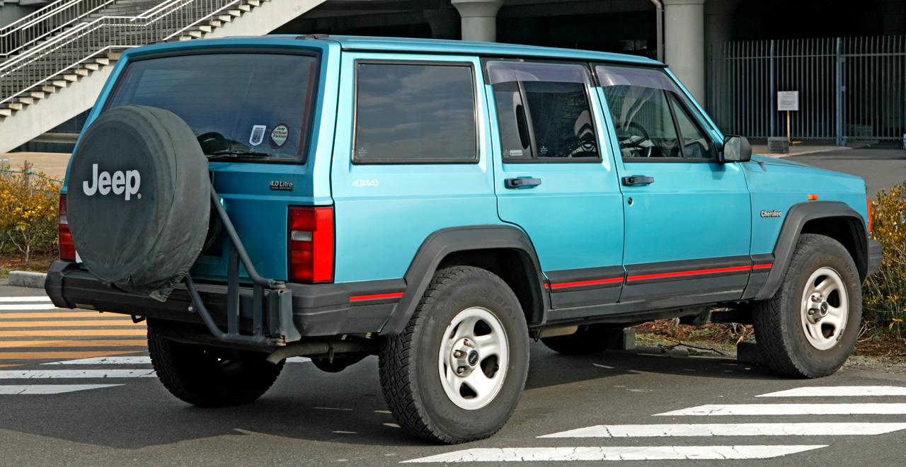 Jeep Cherokee XJ: 8 фото