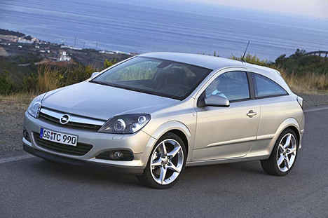 Opel Astra: 09 фото