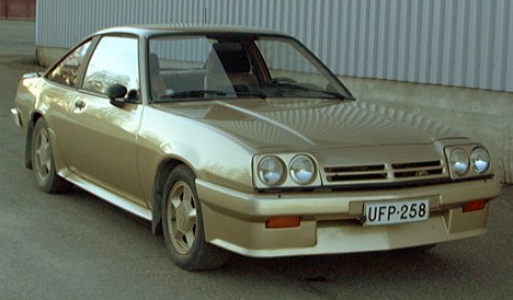 Opel Manta: 09 фото