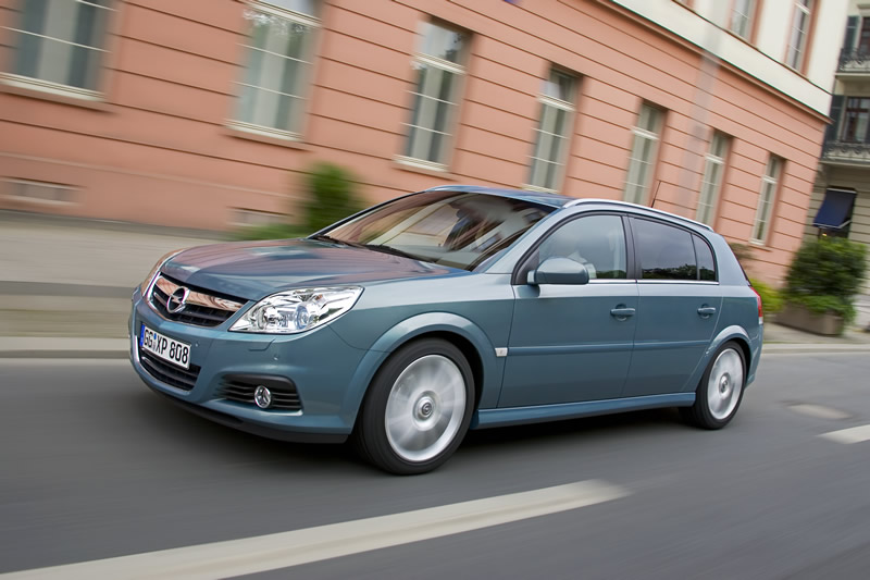 Opel Signum: 07 фото